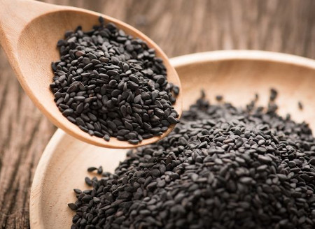 セサミンが豊富に含まれる黒ゴマ